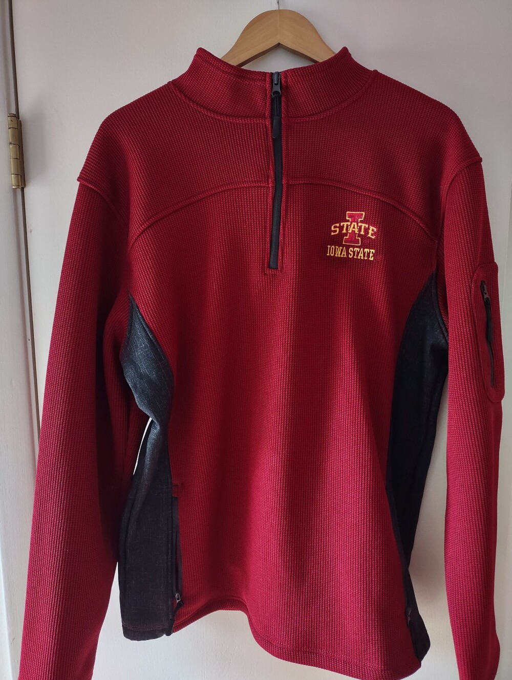 Iowa State Cyclones 1/4 Zip Pullover Jacket Red Black L Colosseum Sportswear